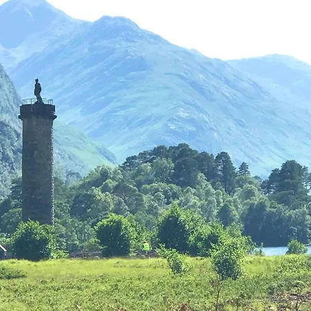 Hostel Chase The Wild Goose, By William Fort William