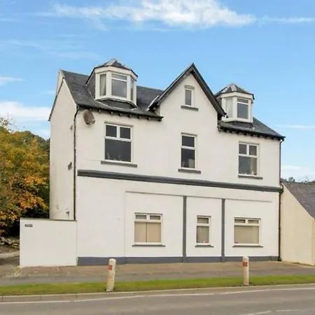Caledonian Canal Floor Flat, View Of Ben Nevis Apartment Fort William