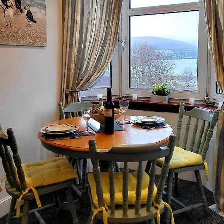 Apartment Caledonian Canal Floor Flat, View Of Ben Nevis Fort William