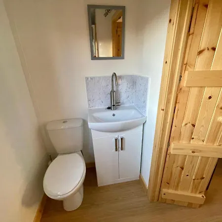 Per Ardua Shepherds Hut Apartment