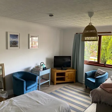 Braemar House Guest house *