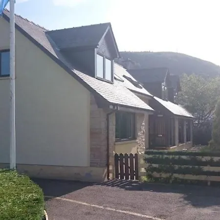 Guest house Braemar House
