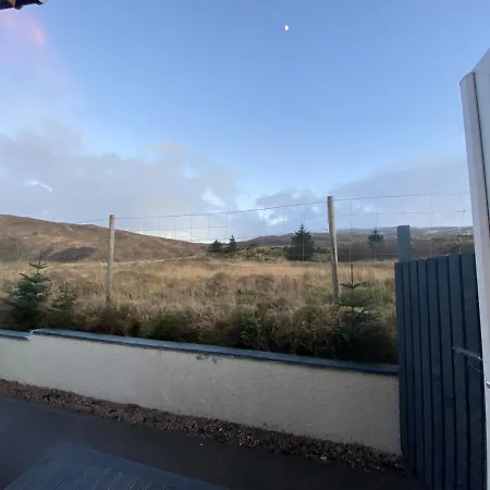 Highland - Ben View & Jacuzzi Bath Fort William