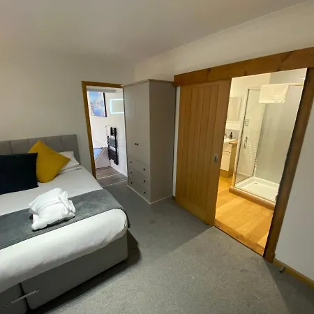 Highland - Ben View & Jacuzzi Bath Fort William