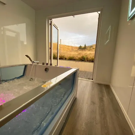 Highland - Ben View & Jacuzzi Bath Fort William