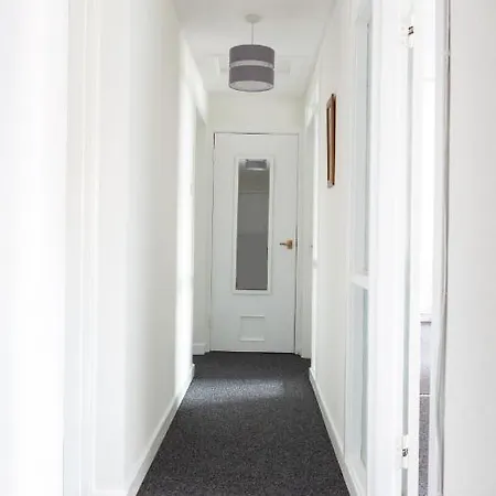 Loch & Hill View Apartment Fort William
