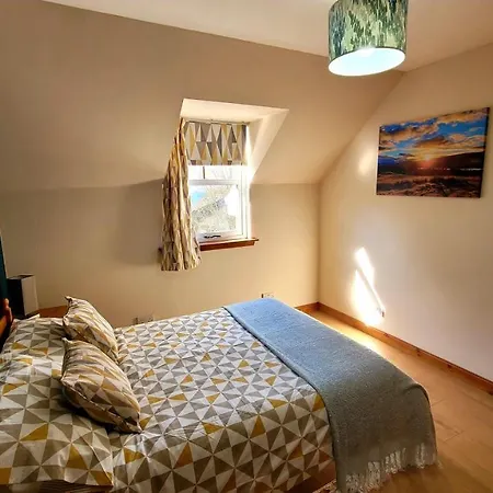 Comfortable Flat In William Apartment