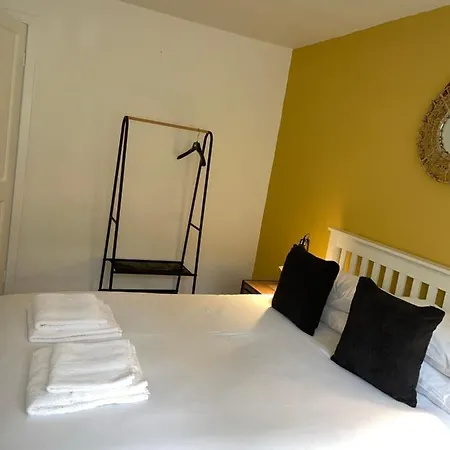 Ross Place Apartment Fort William