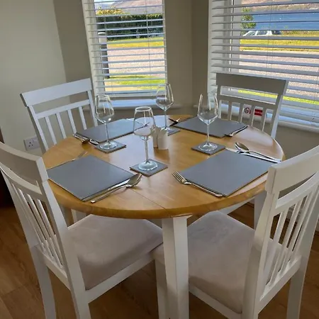 Corran, Glenloch View, William 2-bedroom Loch Side Flat Apartment