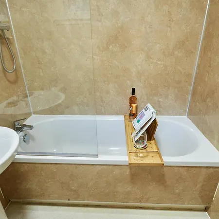 Conaglen, One Bedroom With Stunning Views. Apartment Fort William