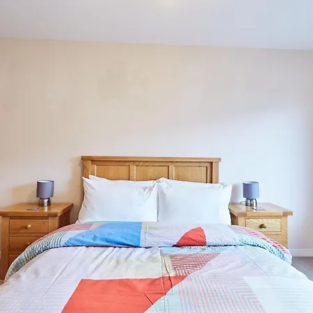 Conaglen, One Bedroom With Stunning Views. Apartment *