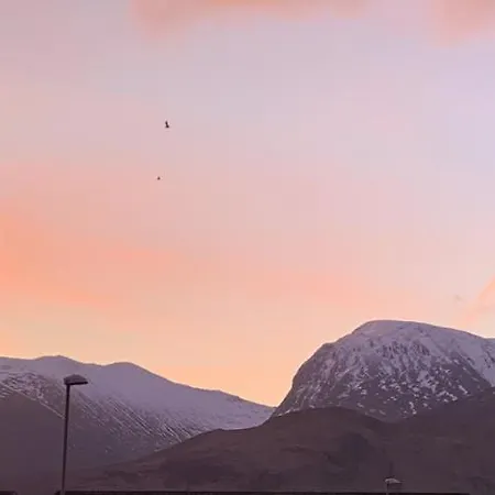 The Quack Shack Luxury tent Fort William