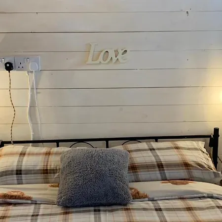 The Quack Shack Luxury tent *