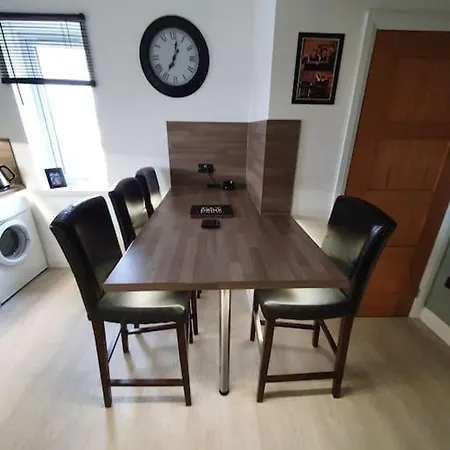 William Lovely Flat Location * Fort William
