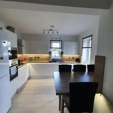 William Lovely Flat Location *