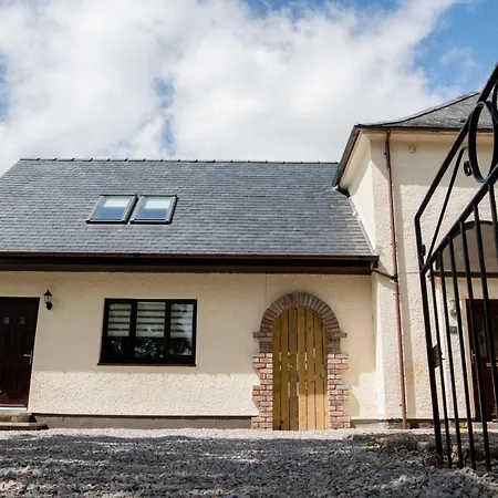 Stobhan Holiday home