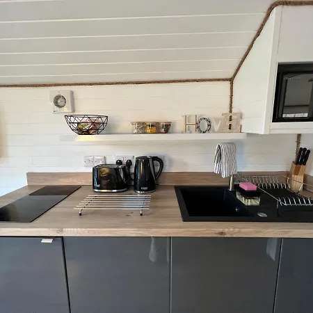 Westwind Pod * Fort William
