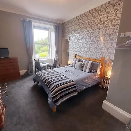 Lawriestone Guest house *