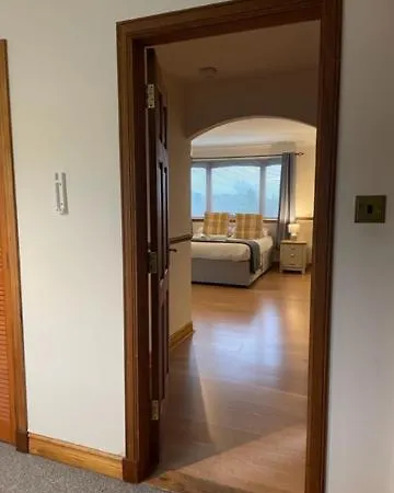 Highland - Rushfield House Guest house