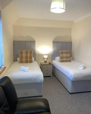 Highland - Rushfield House Guest house *