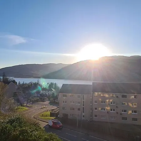 Isla's Mountain View Apartment *