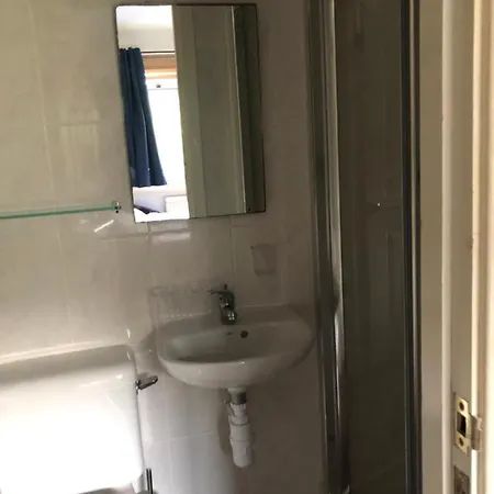 Bardnaclavanrooms - Single Guest house Fort William