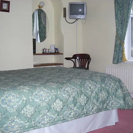 Hotel Guisachan 3*