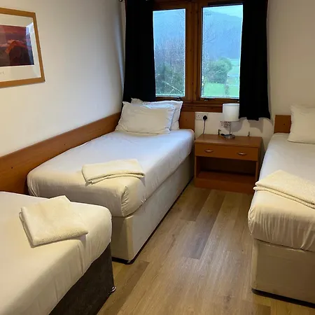 Hotel Roam West