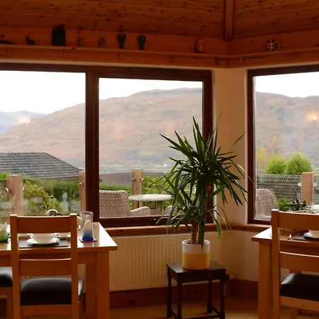 Lochview House 4*
