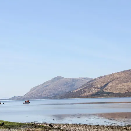 22 Moray Place * Fort William