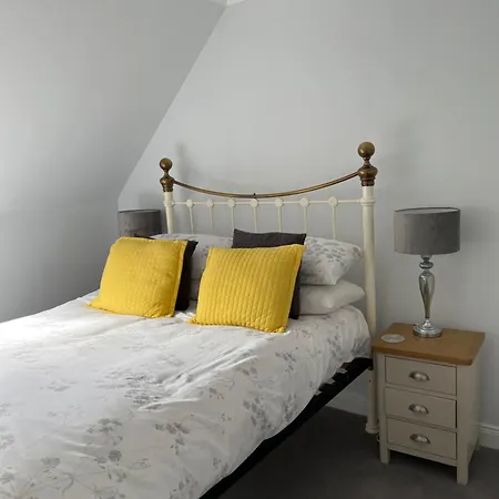 Tigh Na Drochaid, Glen Nevis - Entire Fort William