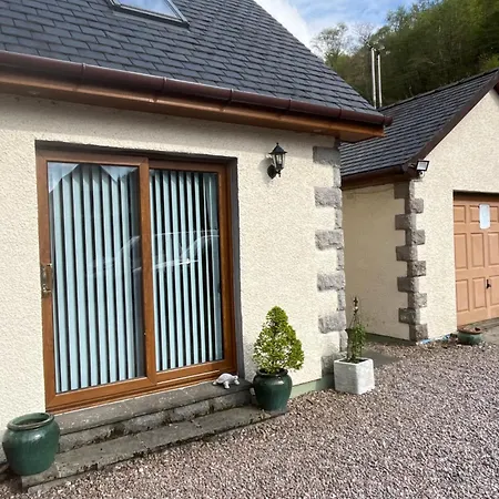 Tigh Na Drochaid, Glen Nevis - Entire Apartment *