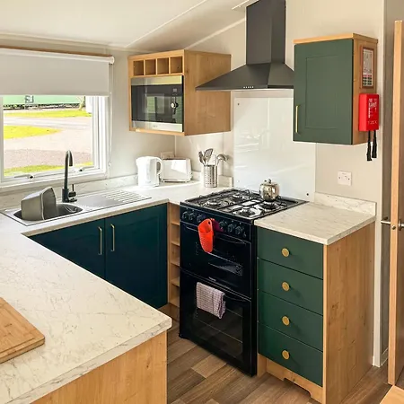 Glen Nevis Holidays Holiday park 4*