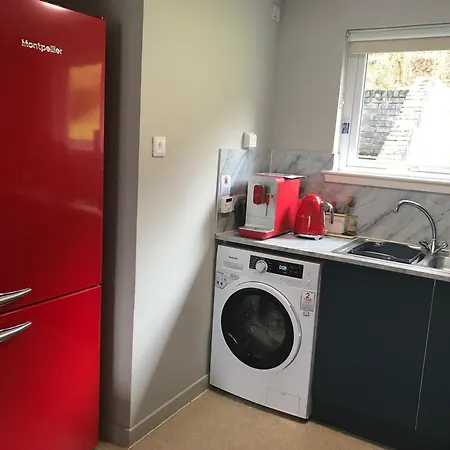 Appin, Beautiful Lochside With Balcony Apartment