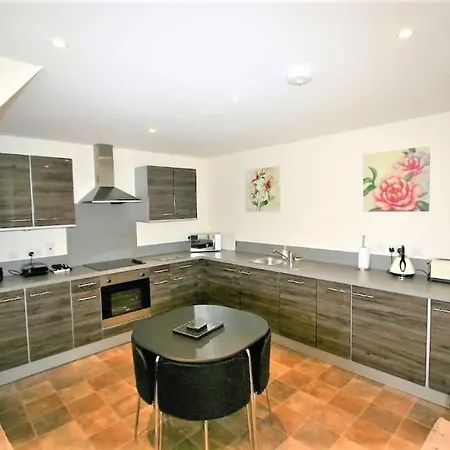 Apartment Beautiful Loch Side With Panoramic Views *