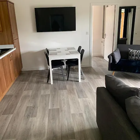5 Sheraton Apartment Fort William