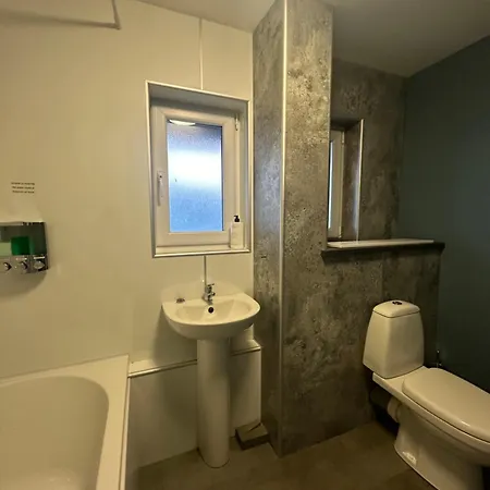 Ross Place Apartment *