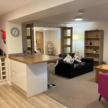 Acorn & Little Oaks Holiday home *