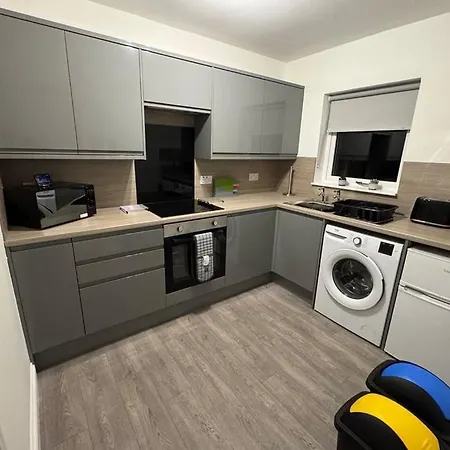 Flat No2 Apartment *
