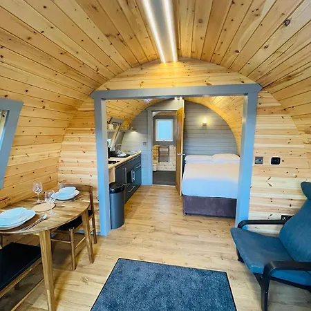 Plum Tree Pod Holiday home