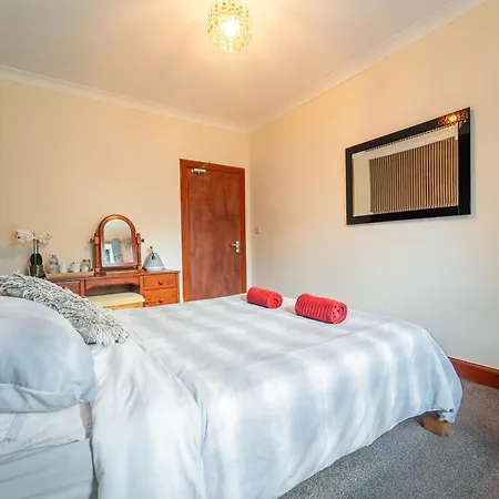 Prime Location In High Street * Fort William