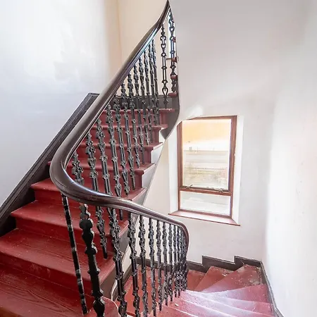 Prime Location In High Street * Fort William