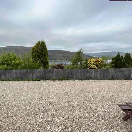 Heathercroft House-Modern 3 Bed House With Stunning Views