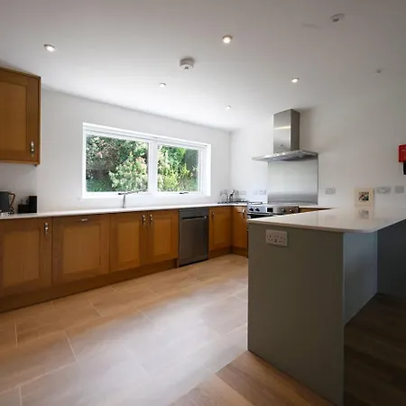 Apartment Heathercroft House-Modern 3 Bed House With Stunning Views