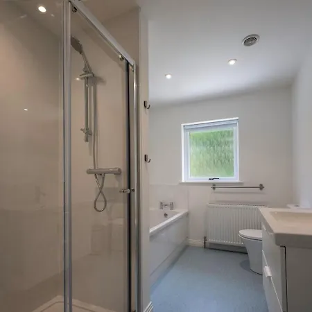 Apartment Heathercroft House-Modern 3 Bed House With Stunning Views