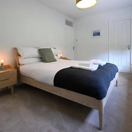 Apartment Heathercroft House-Modern 3 Bed House With Stunning Views