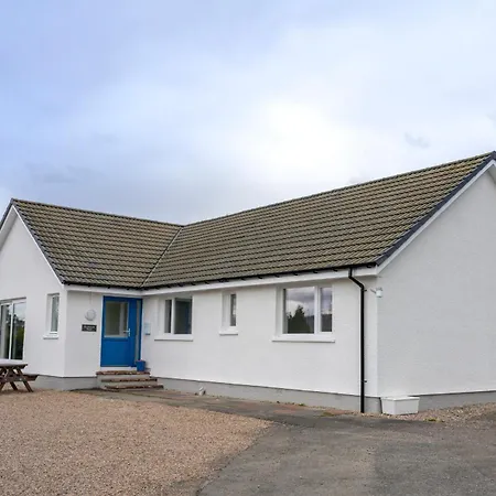 Heathercroft House-modern 3 Bed House With Stunning Views Apartment
