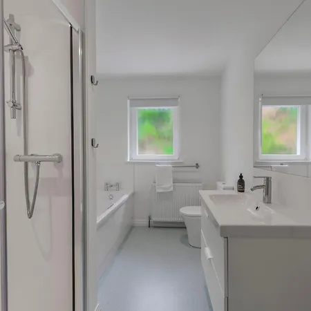 Heathercroft House-modern 3 Bed House With Stunning Views * Fort William