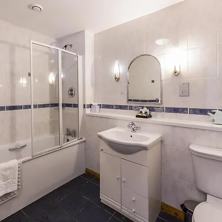 Moorings 4* Fort William