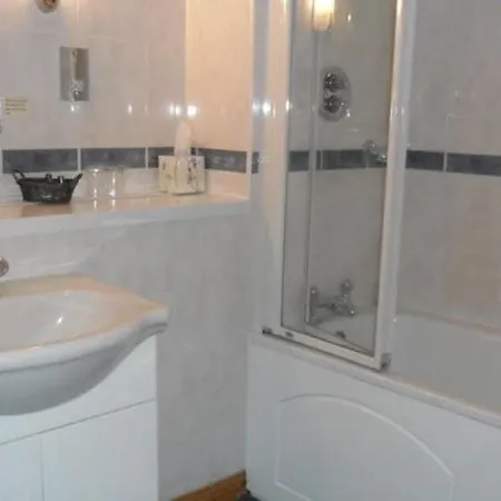 Moorings Hotel 4*